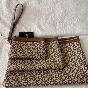 ✨🆕✨Brand New DKNY 3pcs Pouch Set